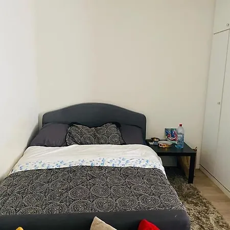 Antoniela Apartment * Naples